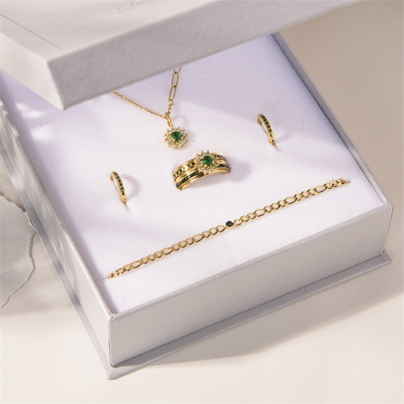 Product image 1 of Lucia Emerald Sieraden Set